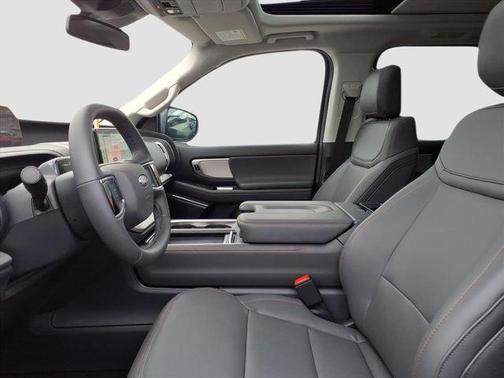 2025 Ford Expedition Max Active 4x2