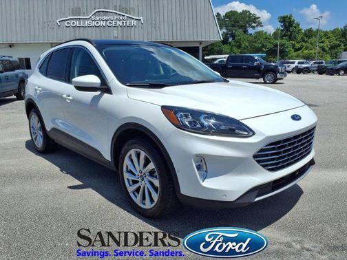 2022 Ford Escape Titanium