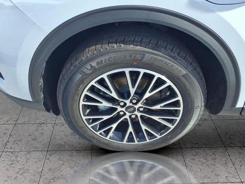 2026 Ford Escape PHEV SE