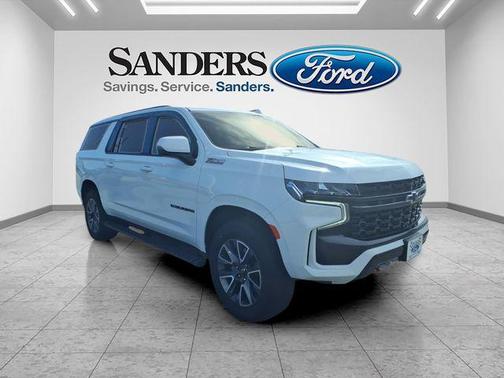 Summit White 2024 Chevrolet Suburban 4WD Z71
