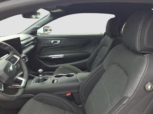OXFORD WHITE 2026 Ford Mustang GT