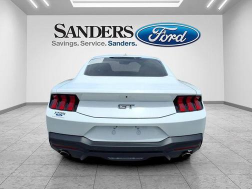 OXFORD WHITE 2026 Ford Mustang GT