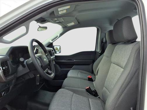 OXFORD WHITE 2025 Ford F-150 XL