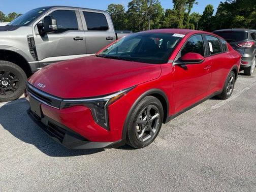 Currant Red 2025 Kia K4 LXS