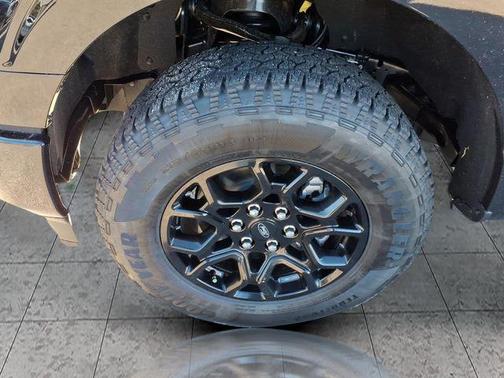 AGATE BLACK METALLIC 2026 Ford F-150 STX