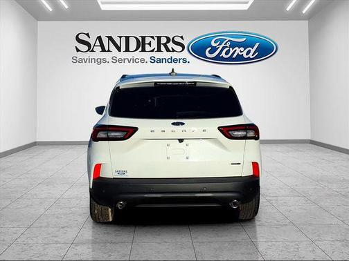 STAR WHITE METALLIC TRI-COAT 2026 Ford Escape ST-Line Select