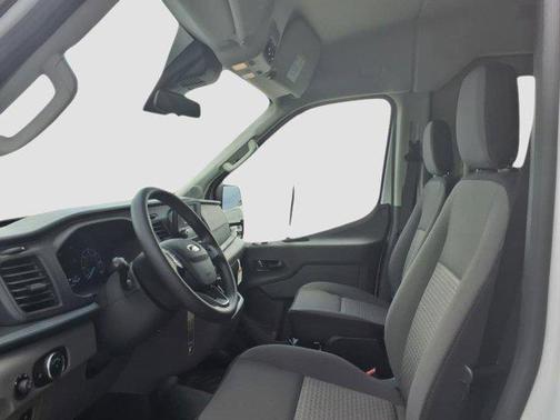 2025 Ford Transit-350 XL