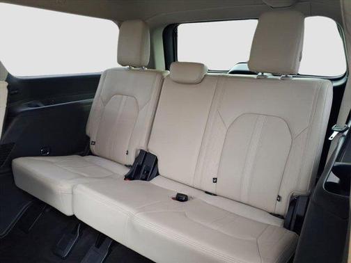 2022 Ford Expedition Max Platinum