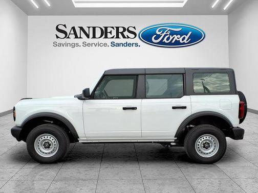 OXFORD WHITE 2025 Ford Bronco Base 4 Door 4x4