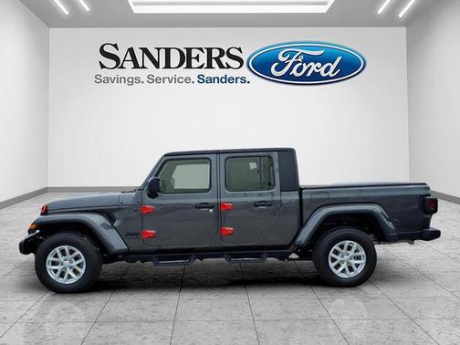2023 Jeep Gladiator Sport S