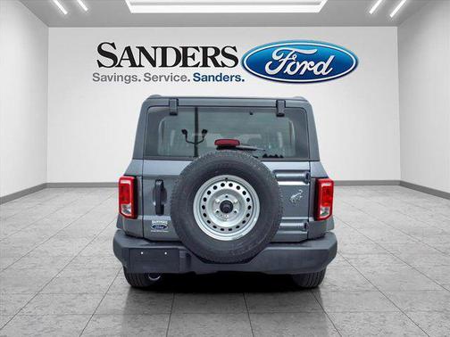 2025 Ford Bronco Base 4 Door 4x4
