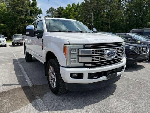 WHITE PLATINUM MET TRI-COAT 2017 Ford F-250 Platinum