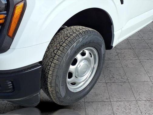 OXFORD WHITE 2025 Ford F-150 XL