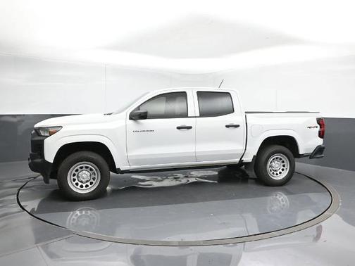 2024 Chevrolet Colorado WT