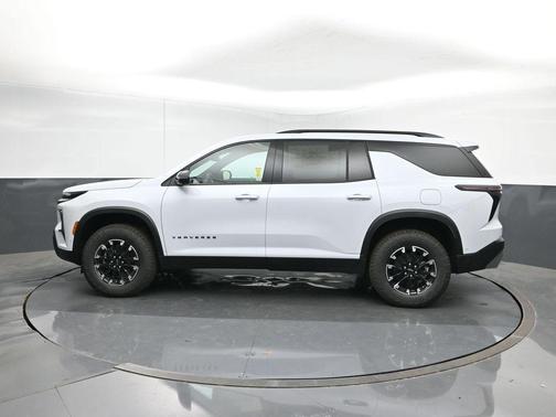 Polar White 2026 Chevrolet Traverse Z71