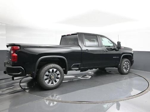 2025 Chevrolet Silverado 2500 Custom