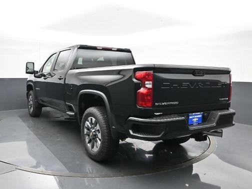 2025 Chevrolet Silverado 2500 Custom