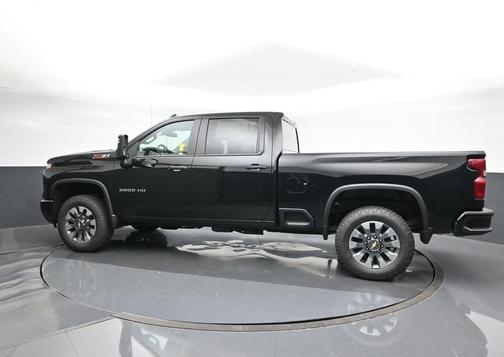 2025 Chevrolet Silverado 2500 Custom