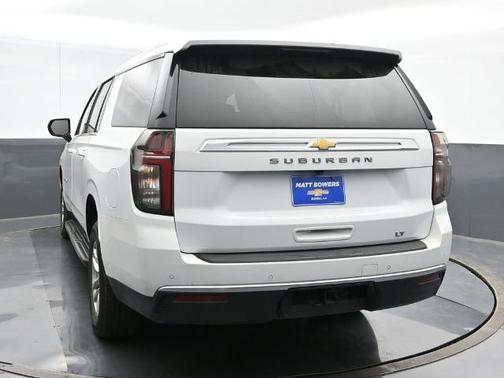 2023 Chevrolet Suburban LT