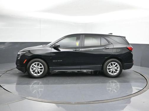 Mosaic Black Metallic 2024 Chevrolet Equinox LS