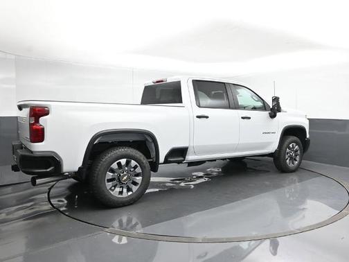 2025 Chevrolet Silverado 2500 Custom