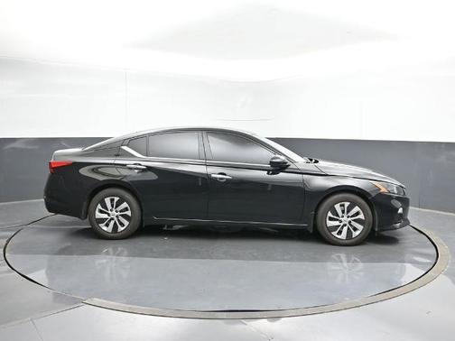 2022 Nissan Altima 2.5 S