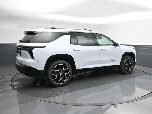 Polar White 2026 Chevrolet Traverse High Country