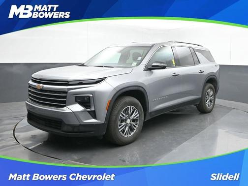 2025 Chevrolet Traverse LT