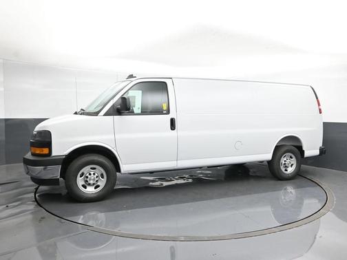 2025 Chevrolet Express 2500 Work Van