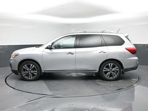 2018 Nissan Pathfinder Platinum