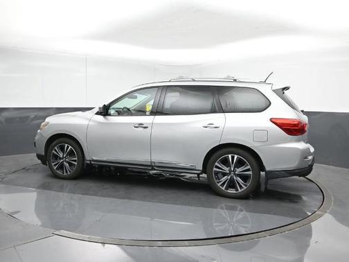 2018 Nissan Pathfinder Platinum