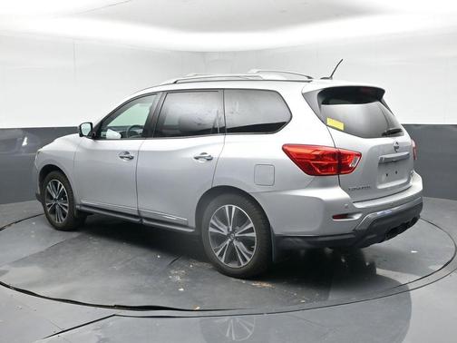 2018 Nissan Pathfinder Platinum