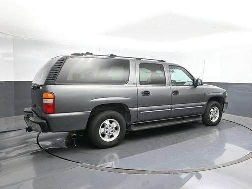 2002 Chevrolet Suburban LS