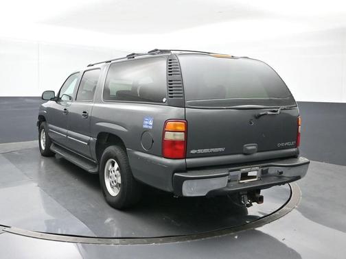 2002 Chevrolet Suburban LS