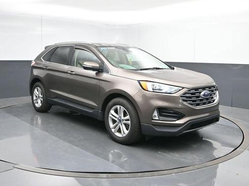 Stone Gray Metallic 2019 Ford Edge SEL