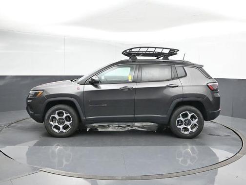 Granite Crystal Clearcoat Metallic 2022 Jeep Compass Trailhawk