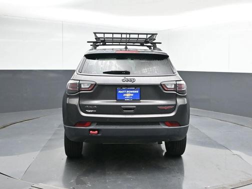 Granite Crystal Clearcoat Metallic 2022 Jeep Compass Trailhawk