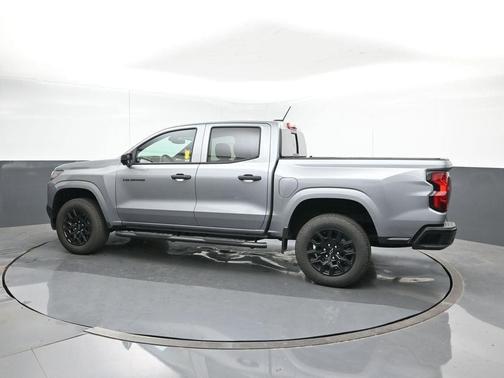 2025 Chevrolet Colorado WT