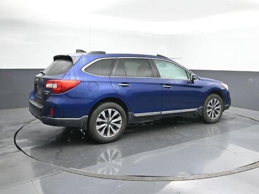 2017 Subaru Outback 2.5i Touring