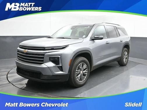 2025 Chevrolet Traverse LT
