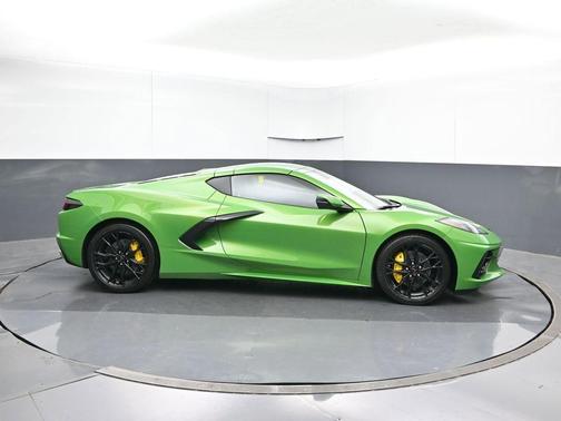 Green Metallic 2026 Chevrolet Corvette Stingray w/2LT