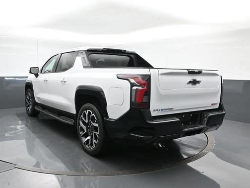 2024 Chevrolet Silverado EV RST