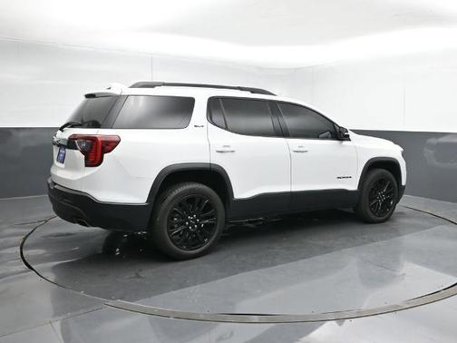 Summit White 2023 GMC Acadia SLT