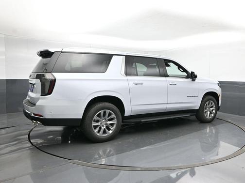 Polar White 2026 Chevrolet Suburban Premier