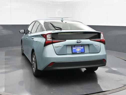 2019 Toyota Prius XLE