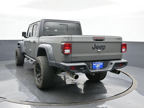 2020 Jeep Gladiator Sport