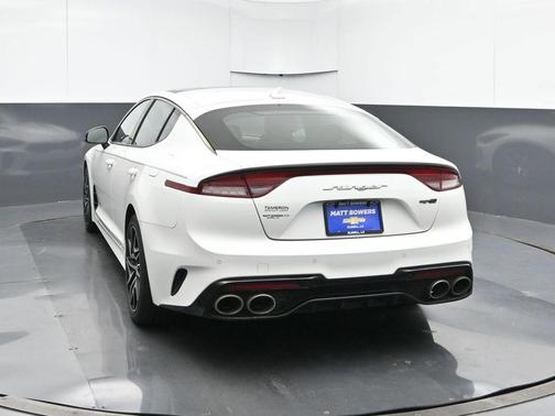 2022 Kia Stinger GT-Line
