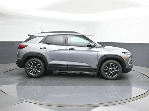 Sterling Gray Metallic 2026 Chevrolet Trailblazer ACTIV
