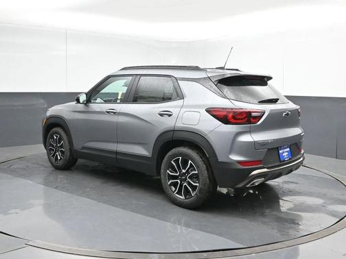 Sterling Gray Metallic 2026 Chevrolet Trailblazer ACTIV