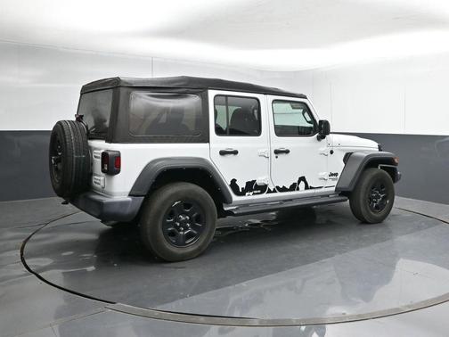 Bright White Clearcoat 2021 Jeep Wrangler Unlimited Sport